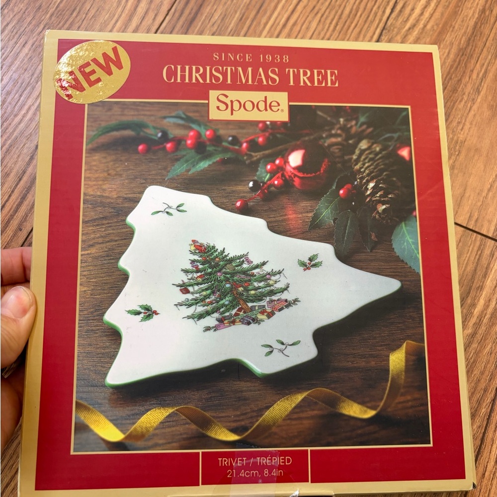 NEW Spode Christmas Tree Trivet - White and Green